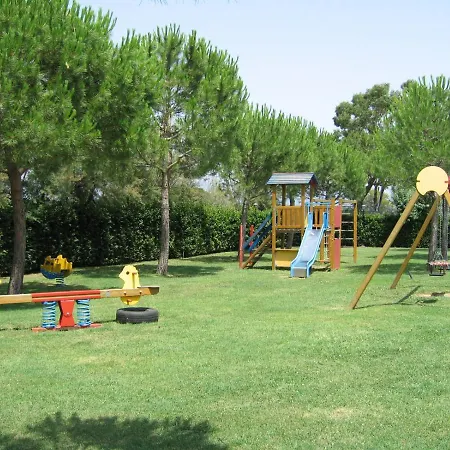 Appartement In In With Swimming Pool 450 Meters From The Sea Vada